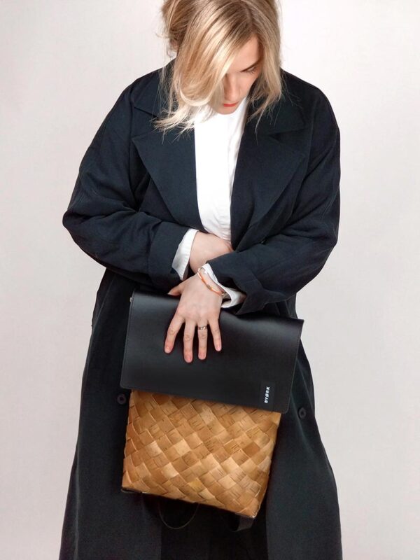 byork-Vc4P1KHp-FQ-unsplash Leather Bags